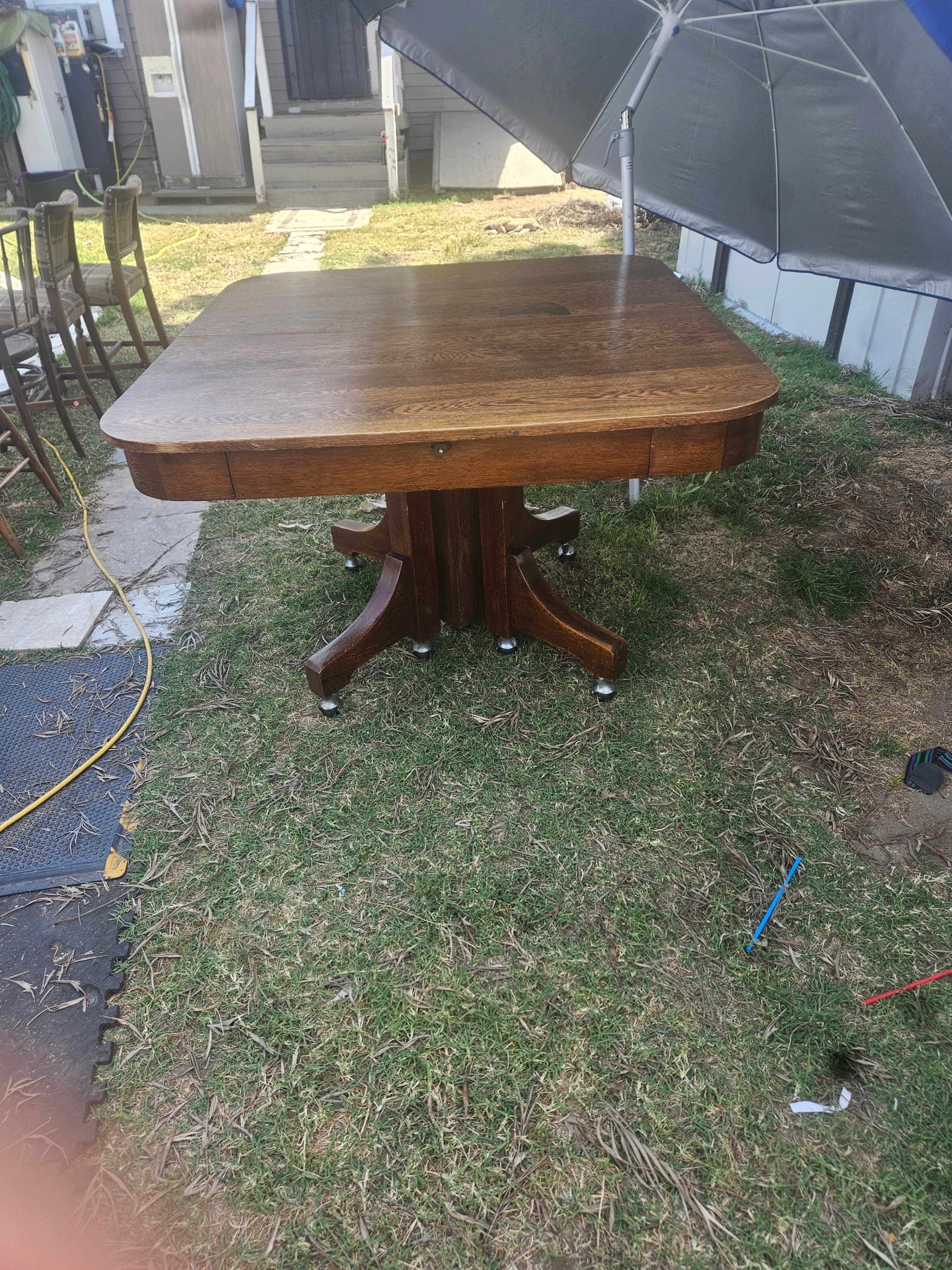 Dinner set table 8 chairs - Image 1