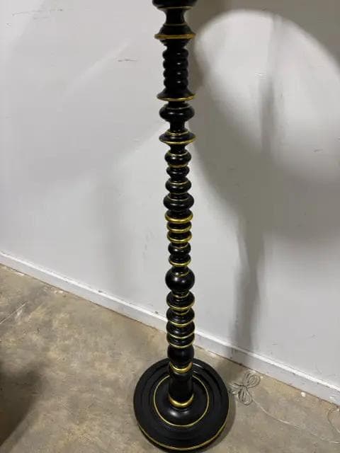Black And Gold Turned Wood Hollywood Regency Style Floor Lamp - Thumbnail 2
