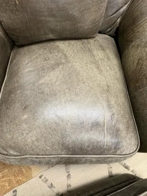 Lane Brown Leather Chair And Ottoman With Brass Nailheads - Thumbnail 3