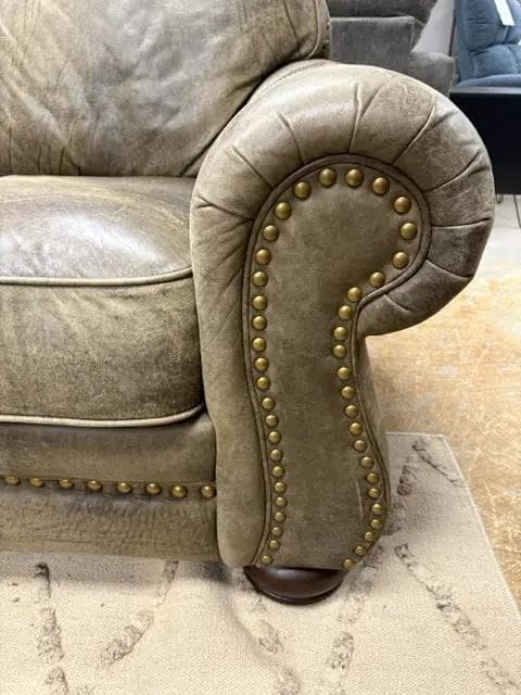 Lane Brown Leather Loveseat With Brass Nailheads - Thumbnail 2