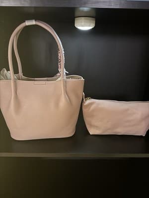 purses and handbags - Thumbnail 2