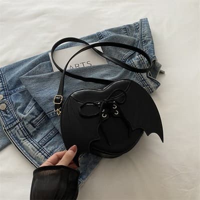 Heart Shape Bag Strap Design Bat Wings One Shoulder Crossbody Bag - Thumbnail 7