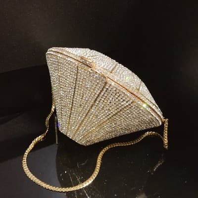 Three-dimensional diamond shape handbags - Thumbnail 2