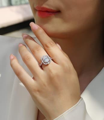 1Camellia - A Fashionable Jewelry Ring Set With Moissanite S925 Sterling Silver - Thumbnail 5