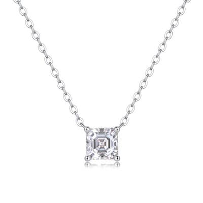 1Eternal - A Fashionable And Luxurious Diamond Jewelry Pendant Set With Square M