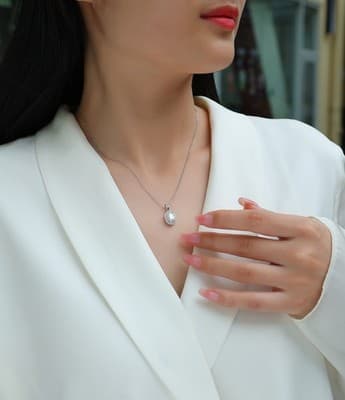 1Infinite - A Fashionable And Luxurious Diamond Jewelry Pendant Set With Moissan - Thumbnail 4