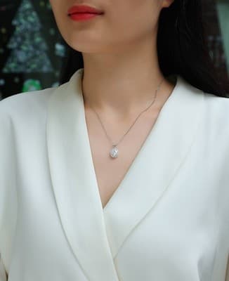 1Infinite - A Fashionable And Luxurious Diamond Jewelry Pendant Set With Moissan - Thumbnail 3