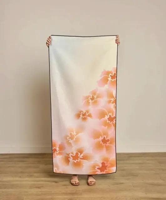 *NEW* Geometry Nicole Beach Towel - Image 1