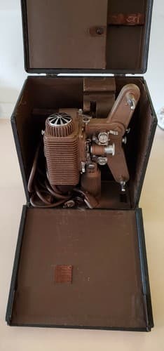 Vintage DeJUR 8mm Home Movie Projector Model 85 w/ Original Case 1950s. Bundle - Thumbnail 2