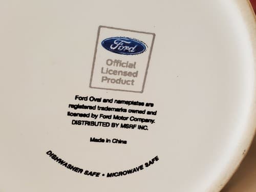 Ford Mustang 4 coffee mug cup set. 3 different car model cups and a logo cup. - Thumbnail 3