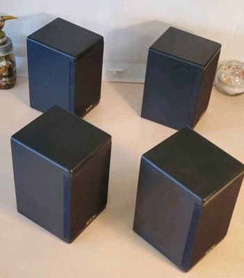 LOT(4) KLH 9900 Satellite Surround Sound Speakers, Black with removable covers. - Thumbnail 5