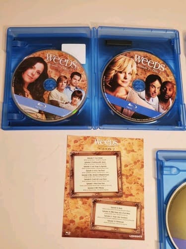 BLURAY TV - WEEDS Seasons 2, 3, 4 (2006-8) Six Discs / 1,033 min. Tested works - Thumbnail 6