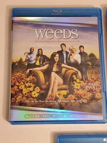 BLURAY TV - WEEDS Seasons 2, 3, 4 (2006-8) Six Discs / 1,033 min. Tested works - Thumbnail 4