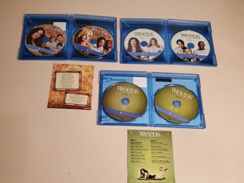 BLURAY TV - WEEDS Seasons 2, 3, 4 (2006-8) Six Discs / 1,033 min. Tested works - Thumbnail 3
