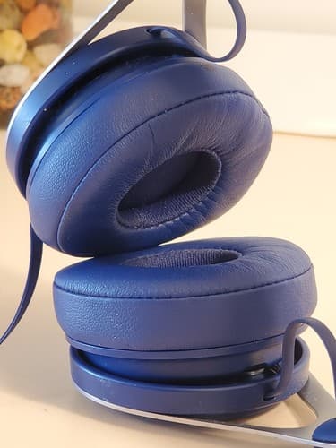 APPLE BEATS A1746 Wired Headphones LOT OF 2. Blue Leather. 1. Used, exc 2.PARTS - Thumbnail 4