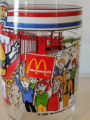 McDonald's McVote Quarter Pounder with Cheese drinking glass. Rare 1986 election - Thumbnail 6