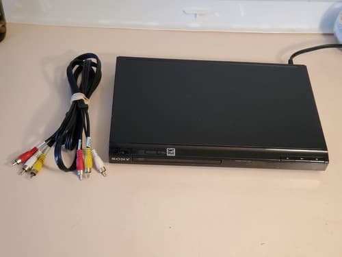 SONY DVP-SR200P DVD / CD Player. Progressive Scan. Tested works. Bundle cables - Thumbnail 7