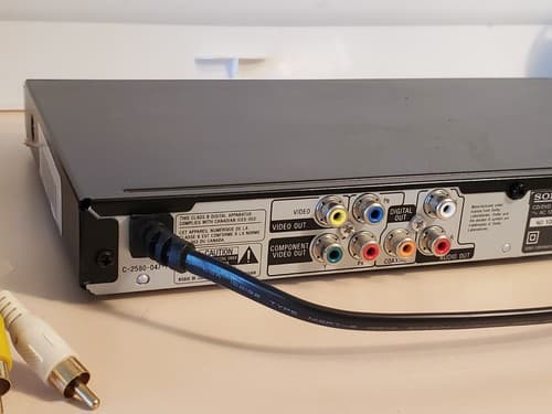 SONY DVP-SR200P DVD / CD Player. Progressive Scan. Tested works. Bundle cables - Thumbnail 13