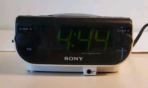 SONY ICF-CD815 Dream Machine AM/FM Stereo, CD, Aux input. Dual Alarm Clock ++ - Thumbnail 11