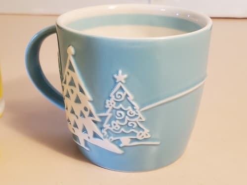 8oz. COFFEE MUG LOT OF 2. STARBUCKS Blue Winter 2007 Mug & Japan 8oz. Yellow Mug - Thumbnail 10