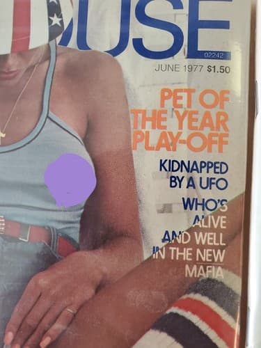 PENTHOUSE Magazine LOT OF 2. 1977 Jun Oct. Collectible issues Protective plastic - Thumbnail 5