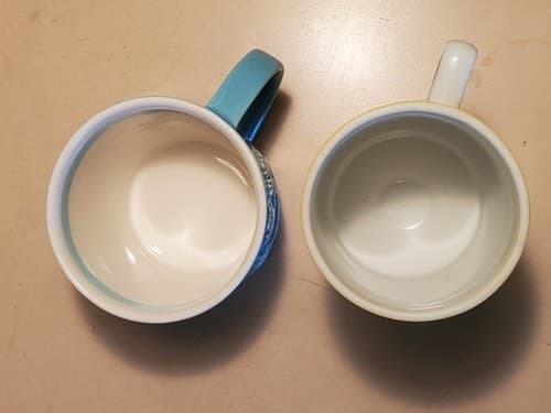 8oz. COFFEE MUG LOT OF 2. STARBUCKS Blue Winter 2007 Mug & Japan 8oz. Yellow Mug - Thumbnail 19