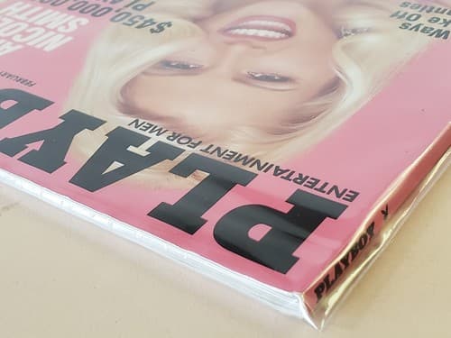 PLAYBOY Magazine 2001 Feb. Anna Nicole Smith. Interview: Vince McMahon. Collect - Thumbnail 4