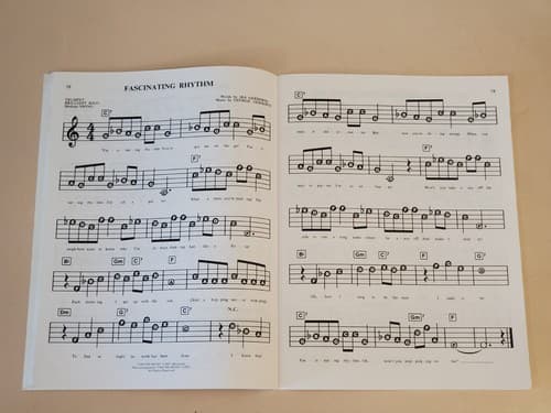 EASY PLAY SPEED MUSIC LOT OF 2 Sheet Music. 60 easy 3 chords+Getting Sentimental - Thumbnail 13