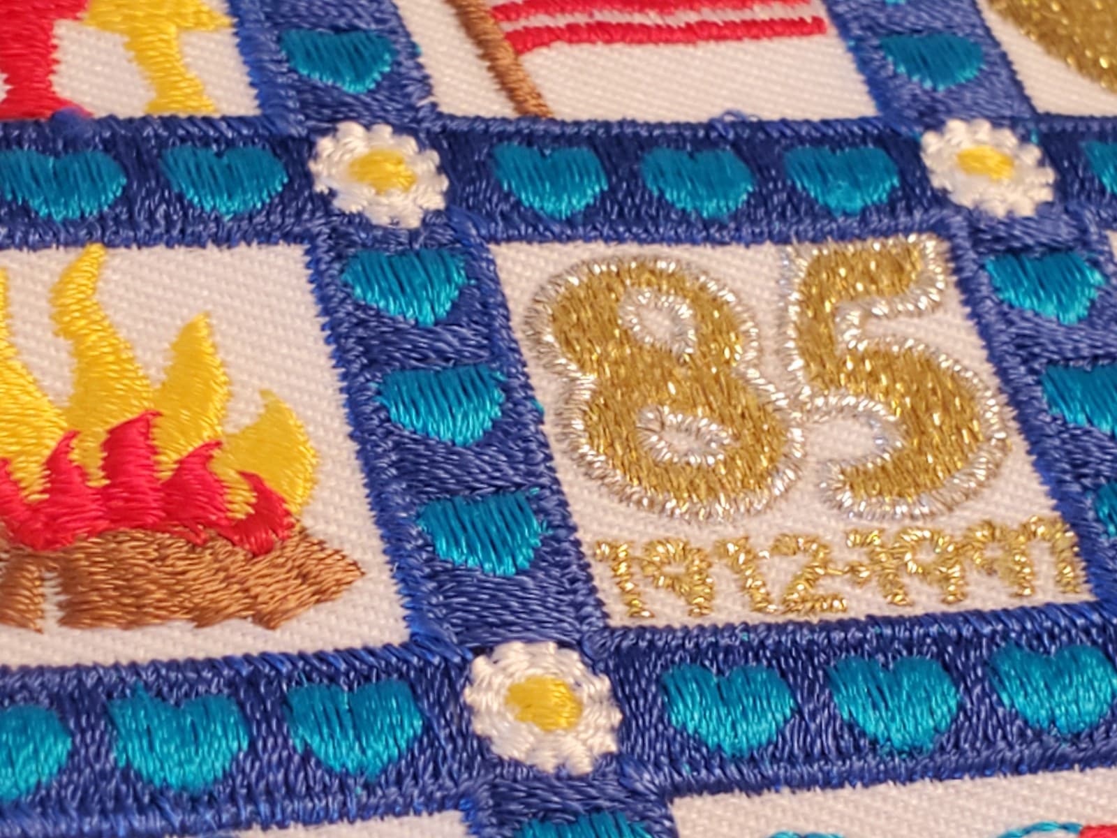 GIRL SCOUTS Patch '1997 85th Anniversary' GSA Embroidered Iron-on. NEW Loose - Thumbnail 3