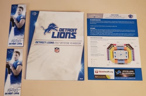 2017 DETROIT LIONS LOT of 4 a.Yearbook b.Oct 8 Lineup v Carolina Panthers+Schedu - Image 1
