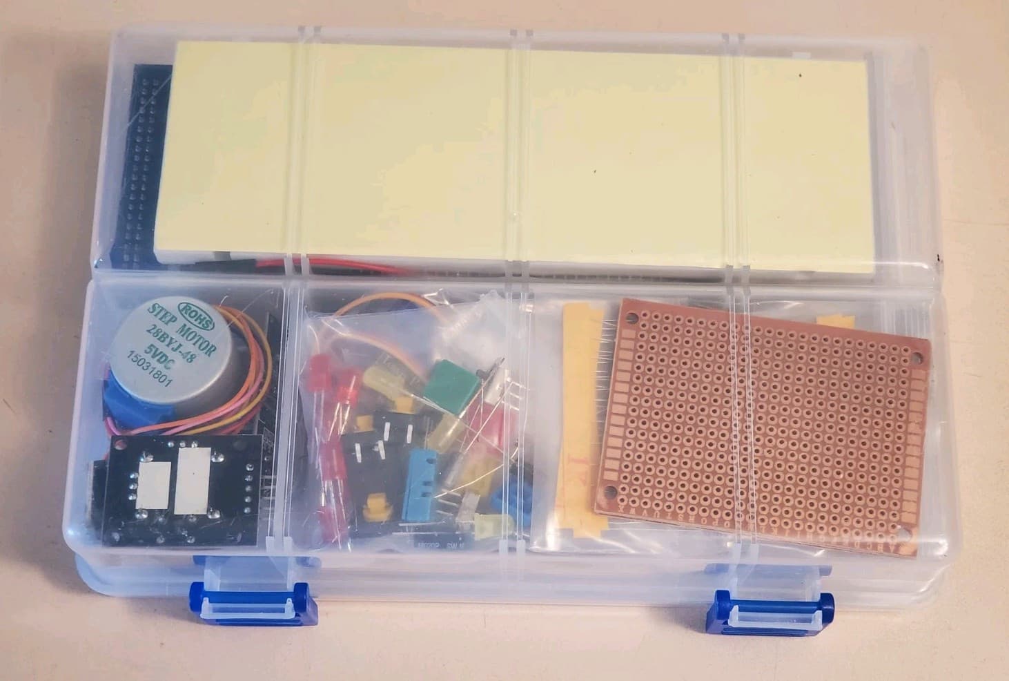 FREENOVE Ultimate Starter Kit for Raspberry Pi FNK0020. Deaeon GmbH NEW Open Box - Thumbnail 2