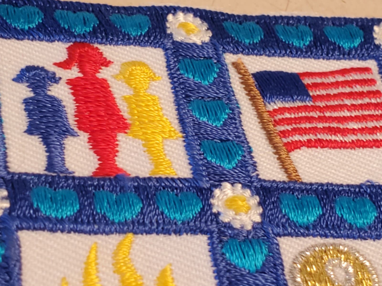 GIRL SCOUTS Patch '1997 85th Anniversary' GSA Embroidered Iron-on. NEW Loose - Thumbnail 6