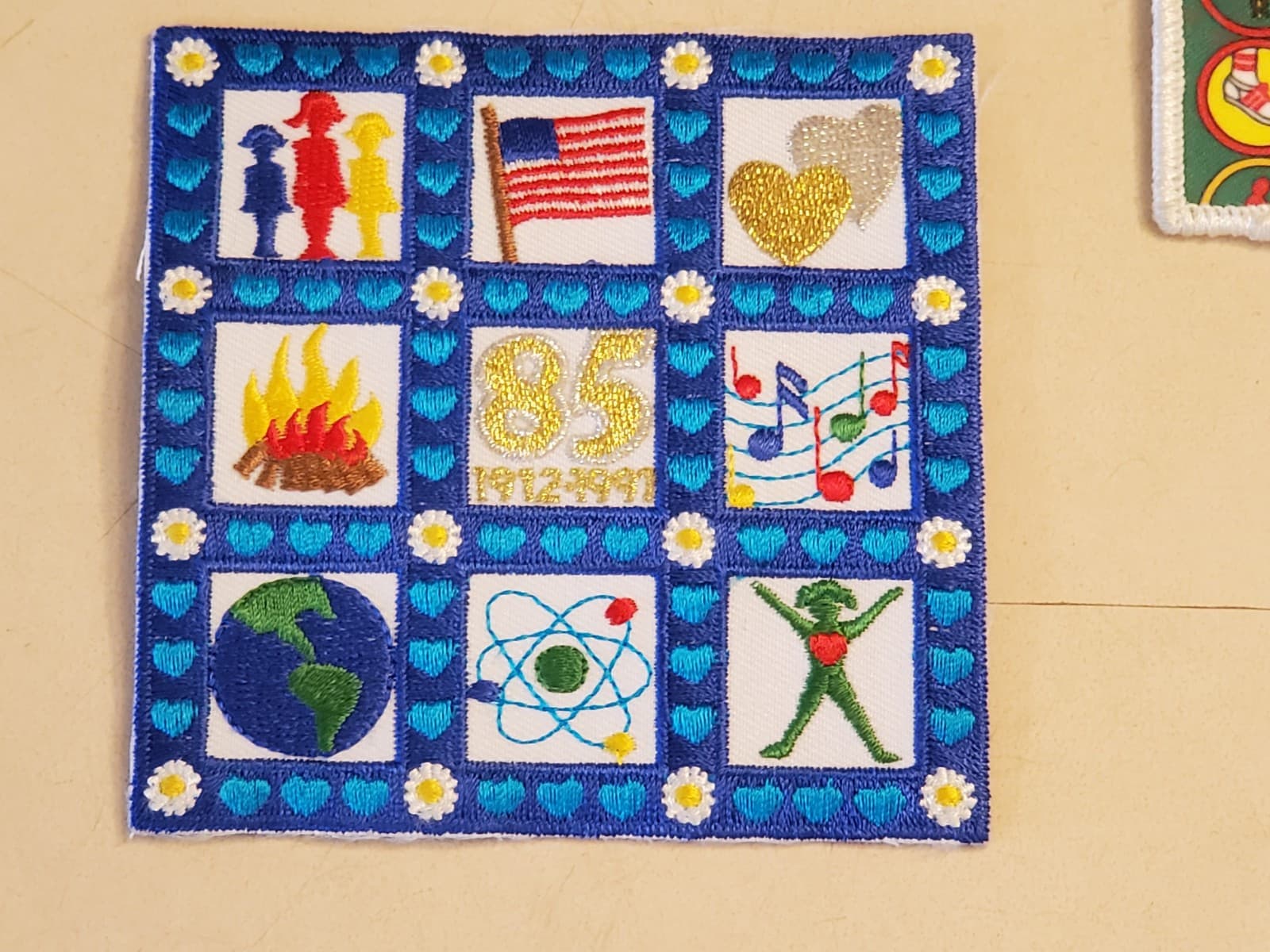 GIRL SCOUTS Patch '1997 85th Anniversary' GSA Embroidered Iron-on. NEW Loose - Image 1