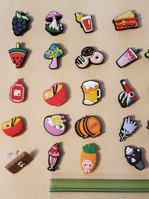 LOT(34) SHOE Charms 'FOOD' shoe jibbitz for sandals cloggs. Fits adult & youth - Thumbnail 3