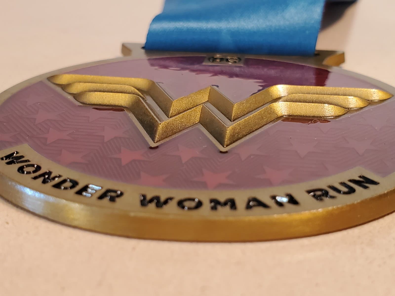 DC WONDER WOMAN RUN SERIES Medal with Ribbon. Bronze color metal w red enamel - Thumbnail 11
