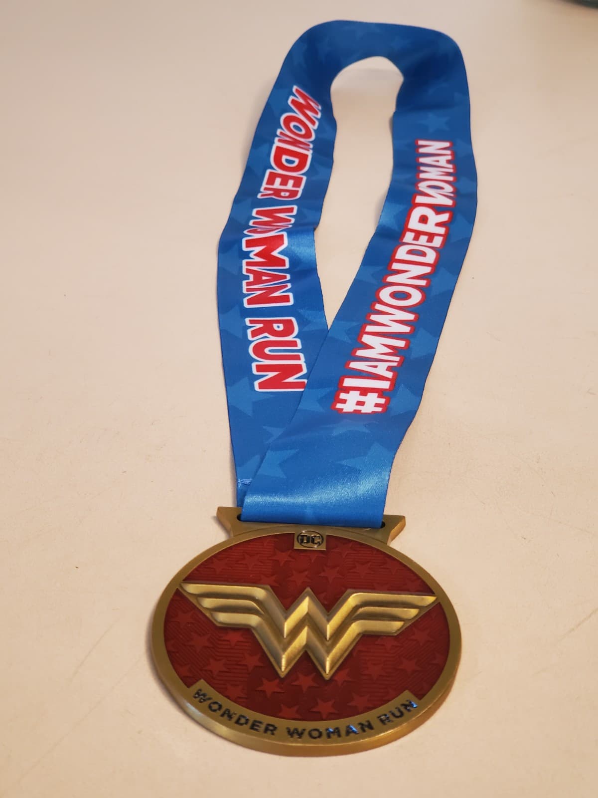 DC WONDER WOMAN RUN SERIES Medal with Ribbon. Bronze color metal w red enamel - Thumbnail 3