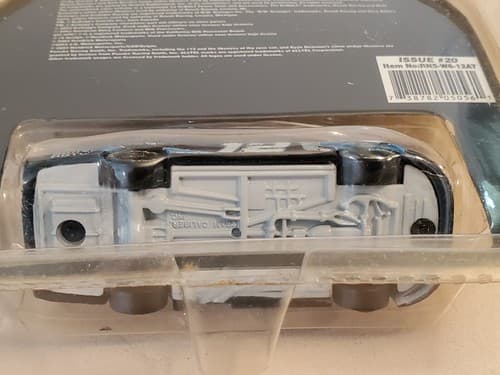 NASCAR TEAM CALIBER Pit Stop Car 2005 Ryan Newman Alltel 1:64. NEW SEALED Pack - Thumbnail 6