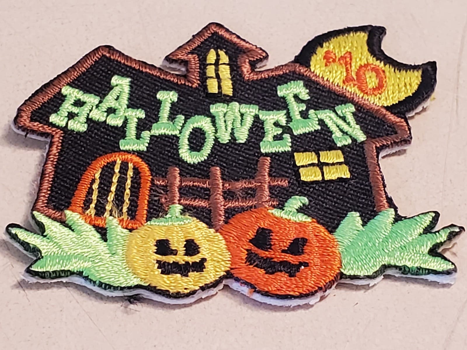 (2) LOT GIRL SCOUTS Patch 'Halloween '10 and Halloween '11' GSA Embroidered NEW - Thumbnail 10