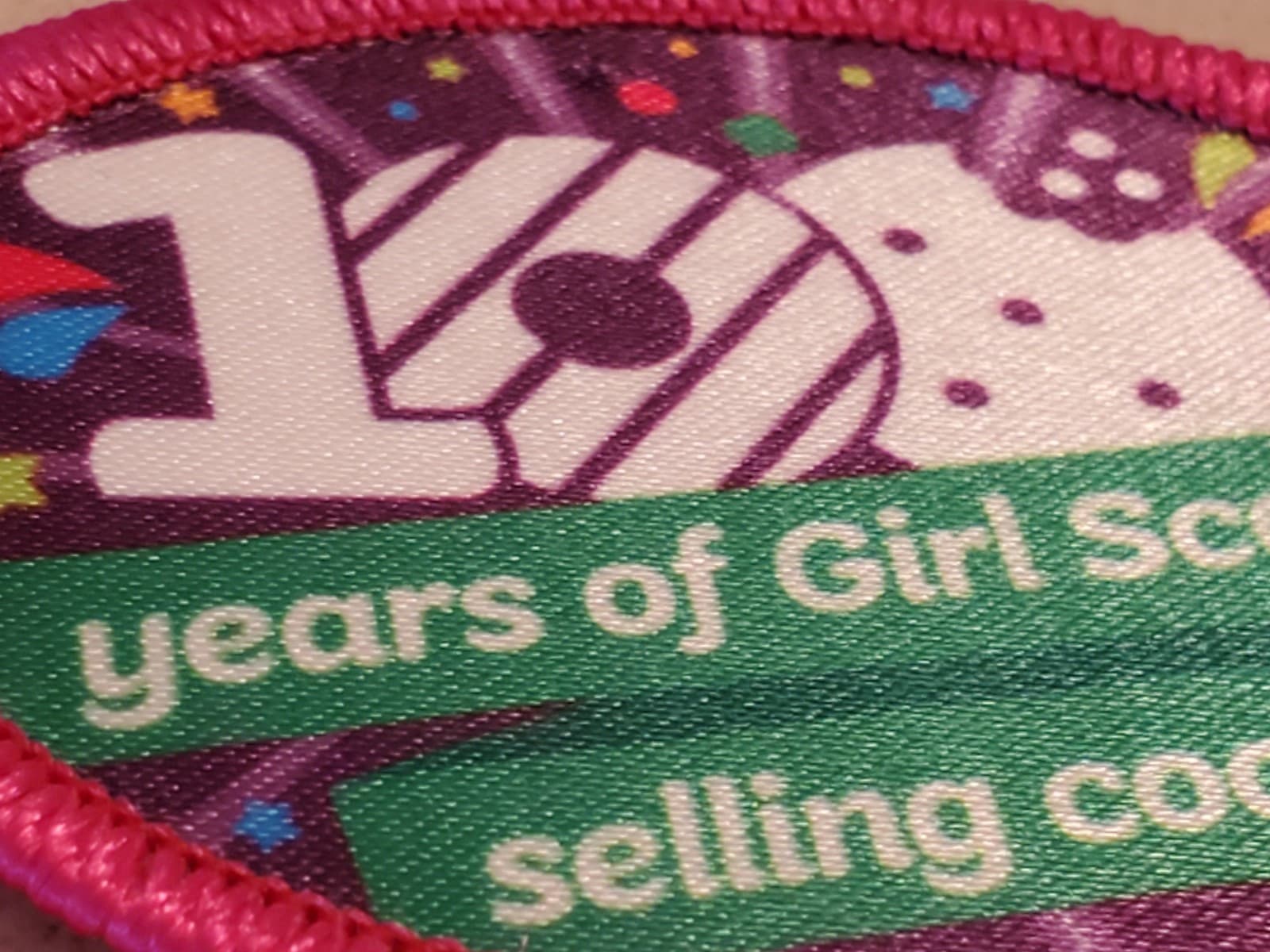 GIRL SCOUTS Patch '100 Years of Selling' GSA Embroidered Iron-on. NEW Loose Item - Thumbnail 3