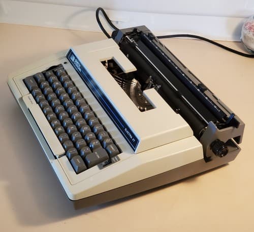 SMITH CORONA 3L Electra XT Electronic Typewriter Sterling Cartridge extra ribbon - Thumbnail 4