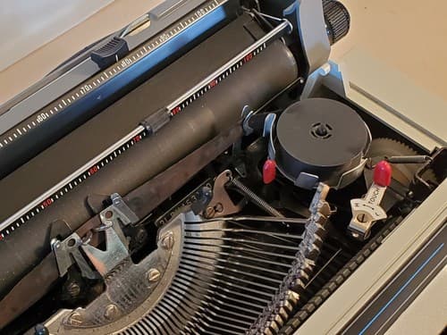 SMITH CORONA 3L Electra XT Electronic Typewriter Sterling Cartridge extra ribbon - Thumbnail 10