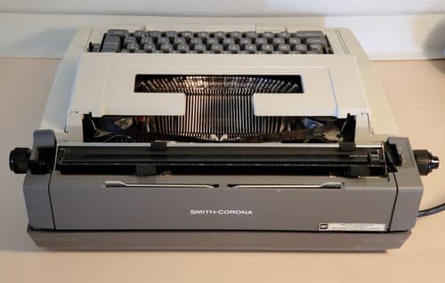 SMITH CORONA 3L Electra XT Electronic Typewriter Sterling Cartridge extra ribbon - Thumbnail 5