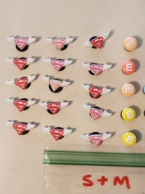 LOT(41) CROCS Charms 'S+M' shoe jibbitz for sandals cloggs. Fits adult &yout - Thumbnail 3