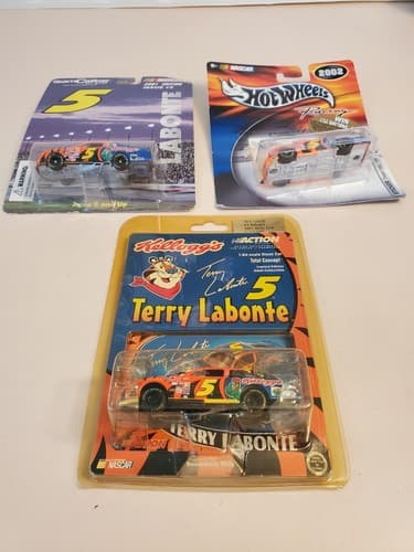 NASCAR TERRY LABONTE Car LOT OF 3. a.02 Hot Wheels b.01 Caliber c.01 Action - Thumbnail 6