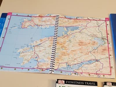 (5) LOT - IRELAND Travel Books a.DK Ireland b.DK Dublin c.DK Top 10 Dublin d.OS - Thumbnail 11