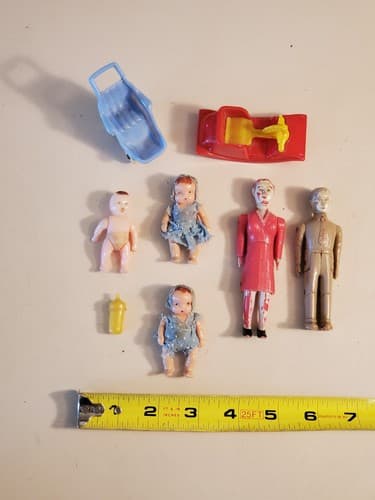 Vtg RENWAL 50s Baby Toys LOT of 8. Father, Mother, 3 babies, stroller, horse - Image 1