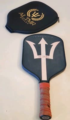 ALTMR Tridente 1.0 Pro Pickleball Paddle w cover. USAPA Approved T-700 Carbon - Image 1