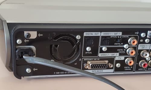 SONY DAV-X1 HDMI Home Theater System Aluminum Case DVD/CD player. Works great - Thumbnail 9