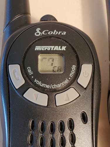 COBRA CXT85 microTALK GMRS/FRS Two-Way Radios, 22 Channels. Features LCD Display - Thumbnail 10