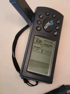 GARMIN GPS III Handheld Navigation Computer Tested works. Bundle unit, charger + - Thumbnail 8